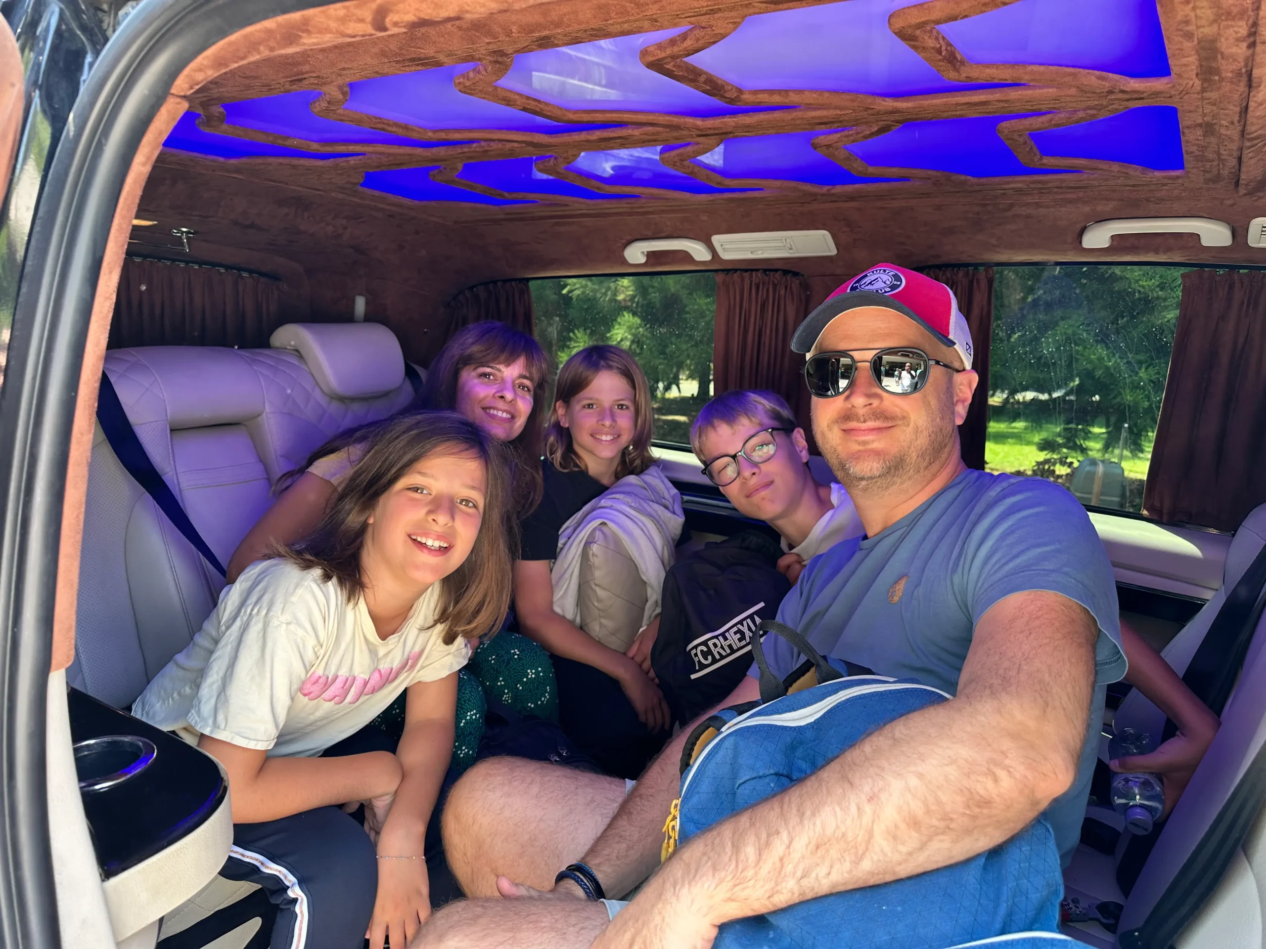 Antalya Airport VIP Family Transfer Service with Mercedes Vito